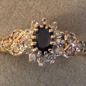 Beautiful Sapphire and Diamond 9 Karat gold ring